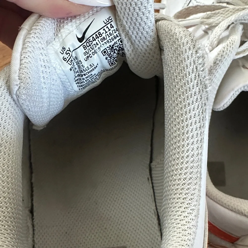 Nike Sneakers